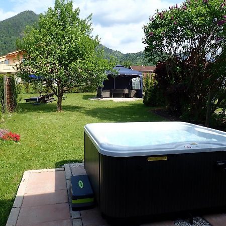 Chiemgauferienwohnungen - Wanderlust Und Alpenrose Unterwössen Exterior foto